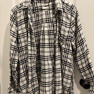 AE Flannel - Boyfriend Fit, Size L